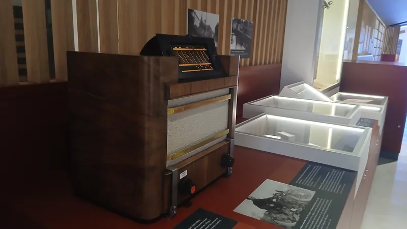 Radio Londres, un poste restauré par Novelum au Musée mémoriel du Lot